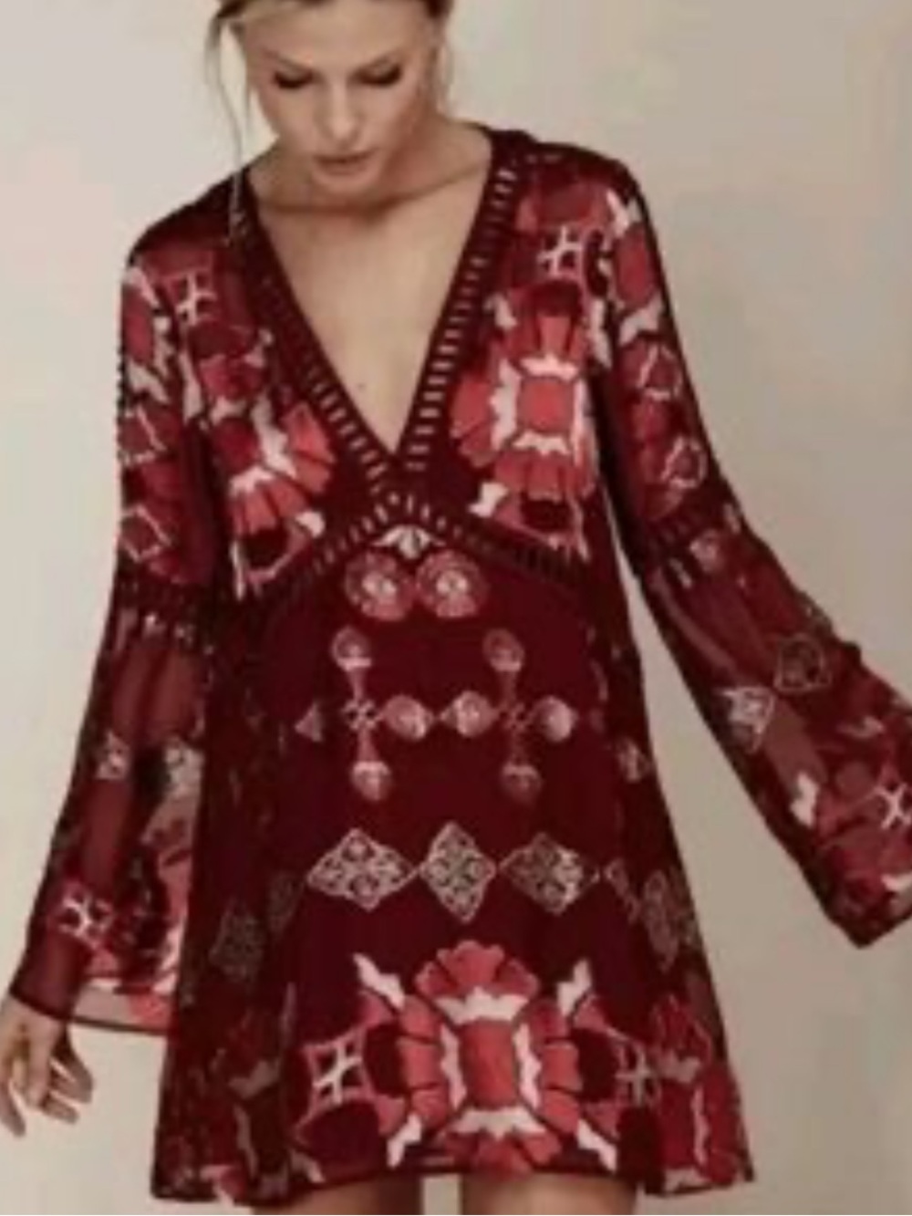 NWT retail $219 size L #ForLove&Lemons. “Barcelona A-line Lace Mini Dress”